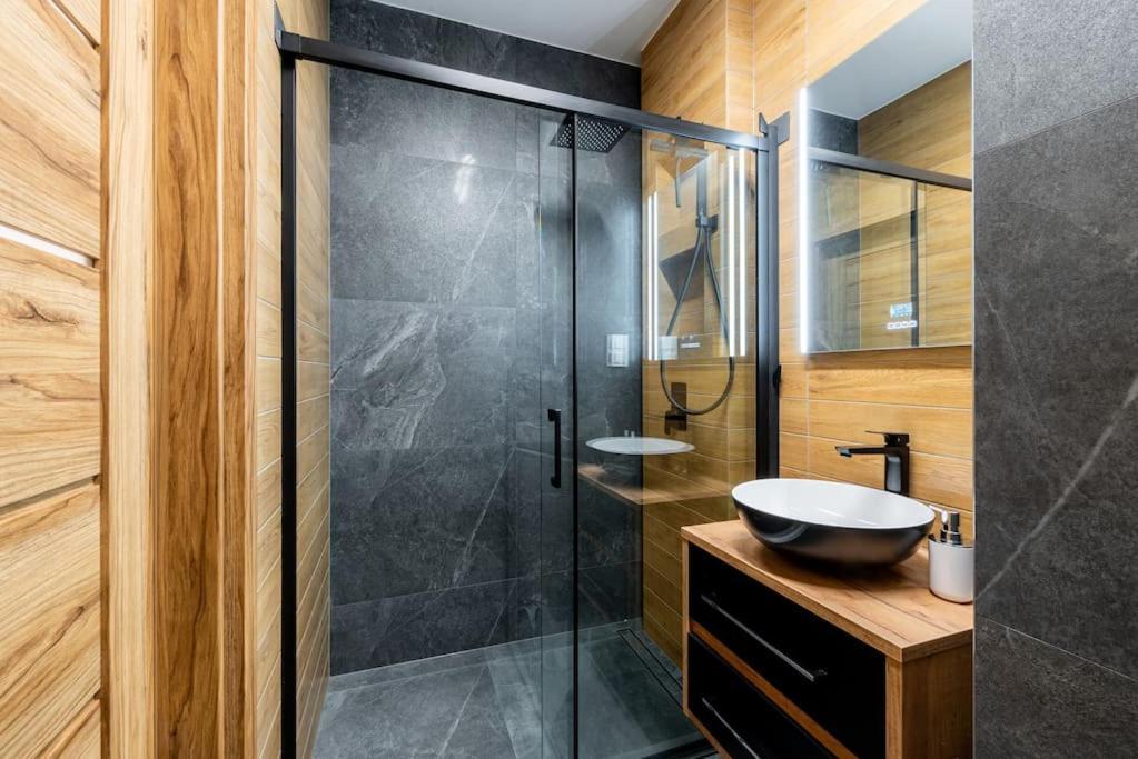 Apartamenty Kolobrzeg - Kotwica ภายนอก รูปภาพ